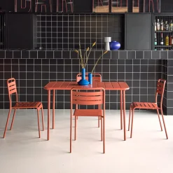Set tavolo da giardino bistrot in metallo con 4 sedie, 120cm