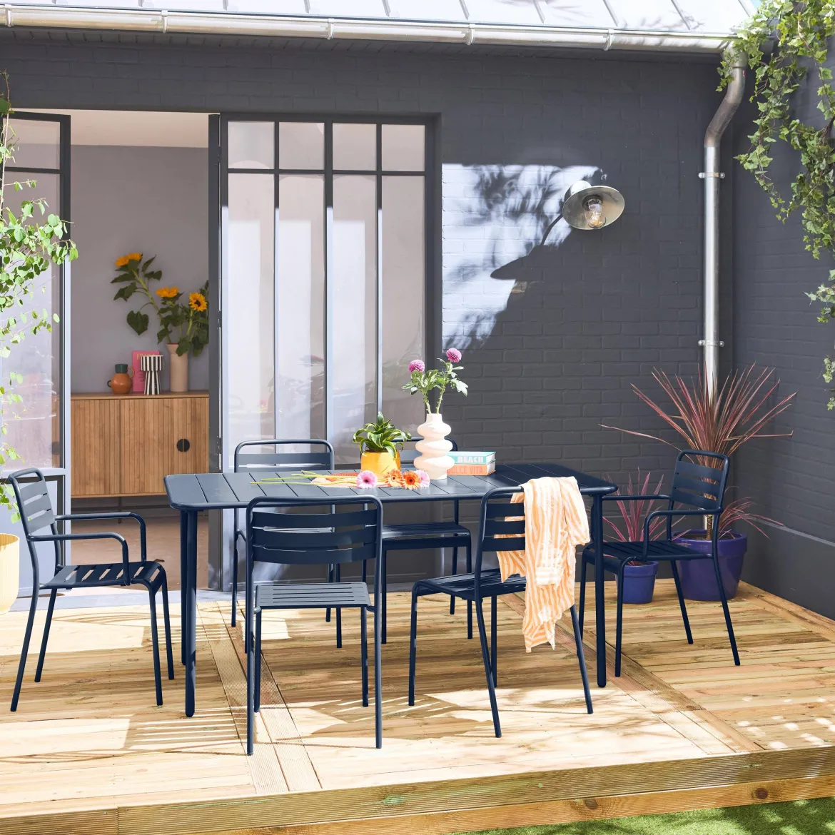 Set tavolo da giardino in acciaio con 2 poltrone e 4 sedie