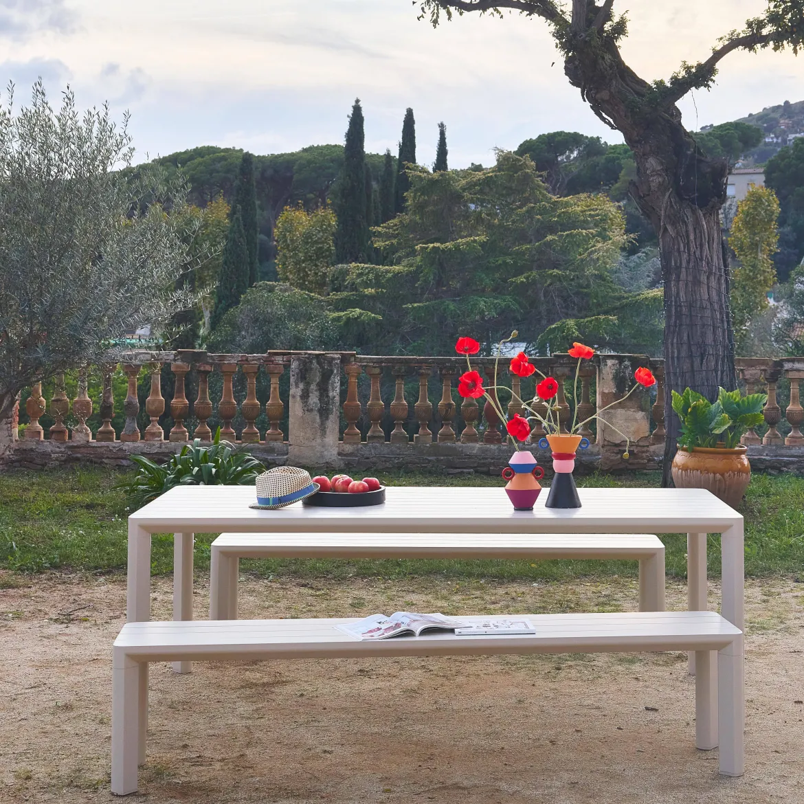 Set tavolo da giardino in alluminio con 2 panchine, 8 sedie