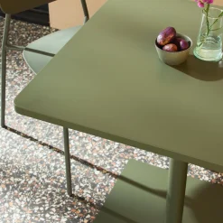 Set tavolo da giardino quadrato in acciaio con 2 sedie