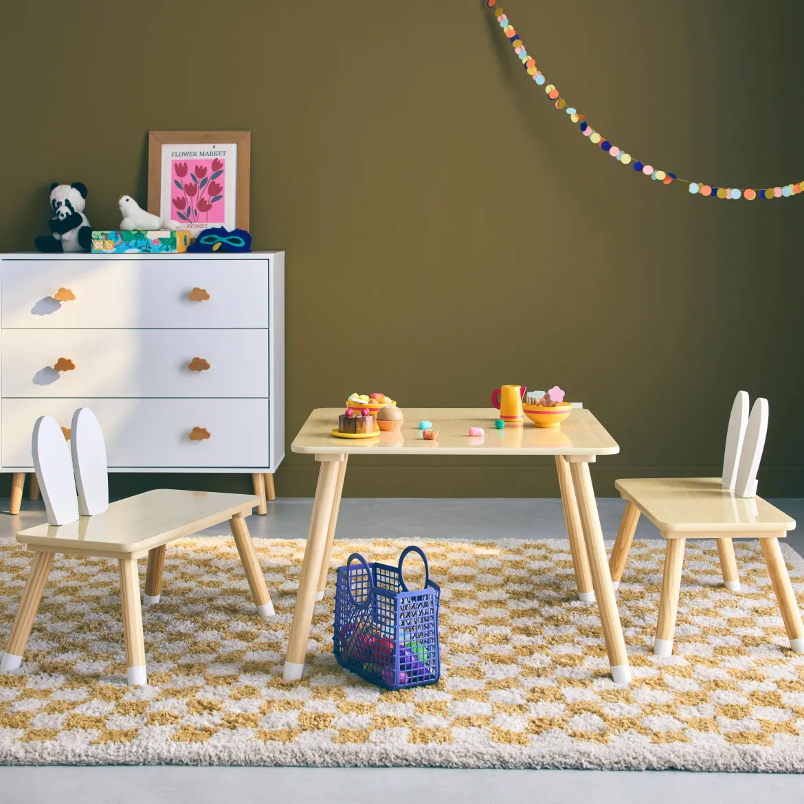 Set tavolo e 2 sedie per bambini