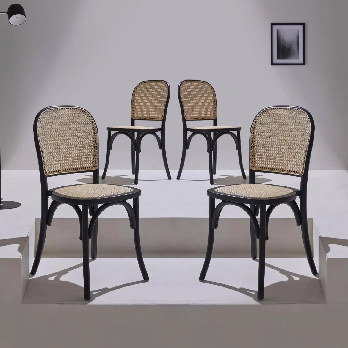 Set di 4 sedie in legno e rattan vintage
