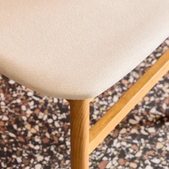 Set di 2 sedie vintage in legno di hevea e tessuto