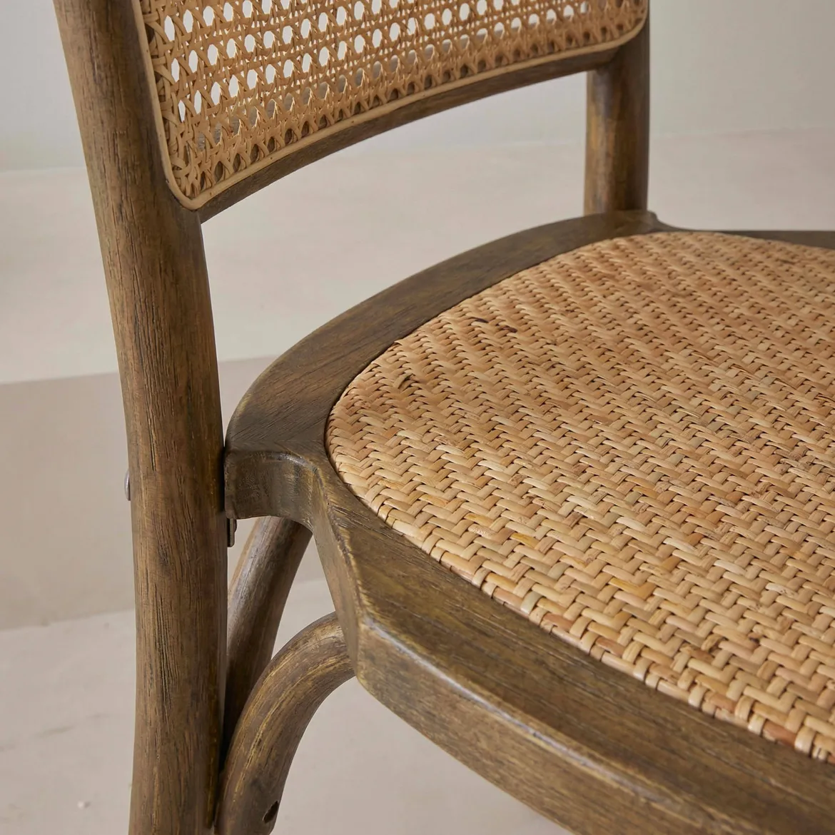 Set di 2 sedie vintage in legno e rattan