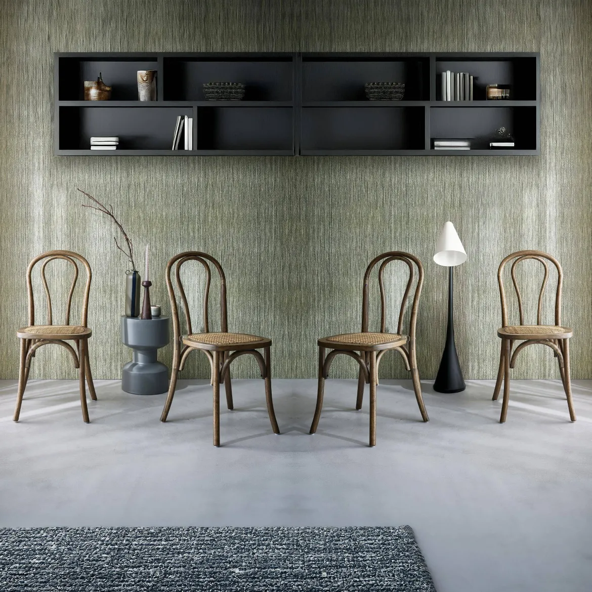 Set di 4 sedie vintage in legno e rattan