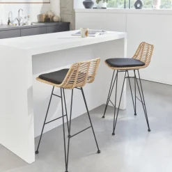 Set di 2 sgabelli da bar in metallo e rattan, 67cm