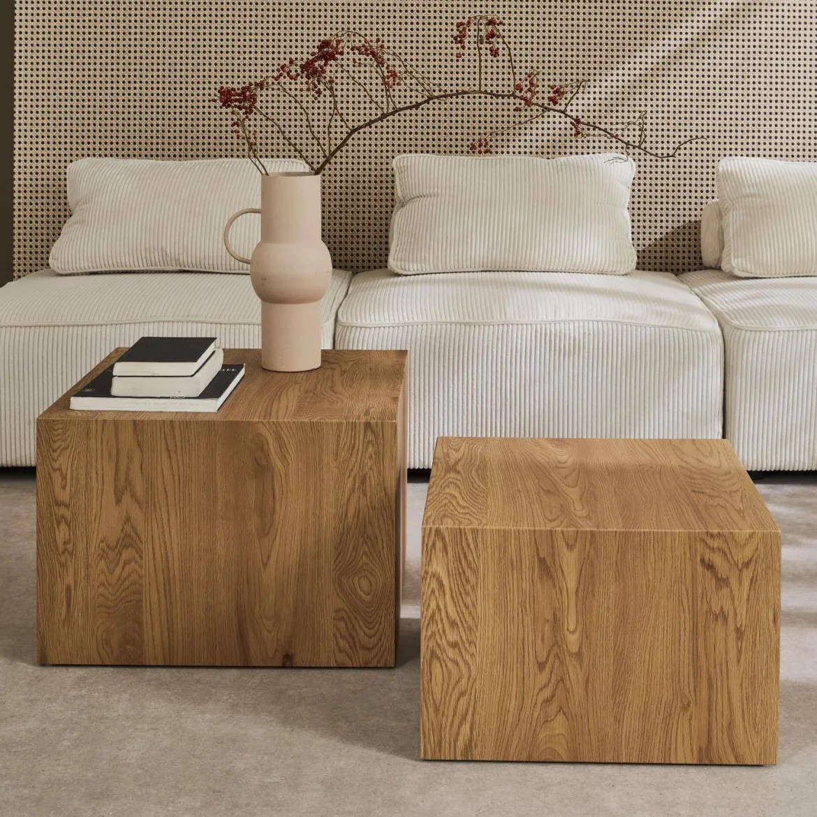 Set di 2 tavolini quadrati effetto frassino