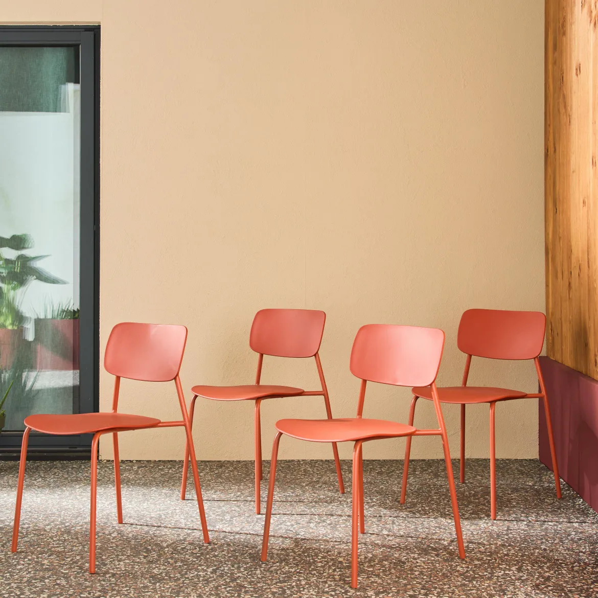 Set 4 sedie da giardino impilabili in acciaio e plastica