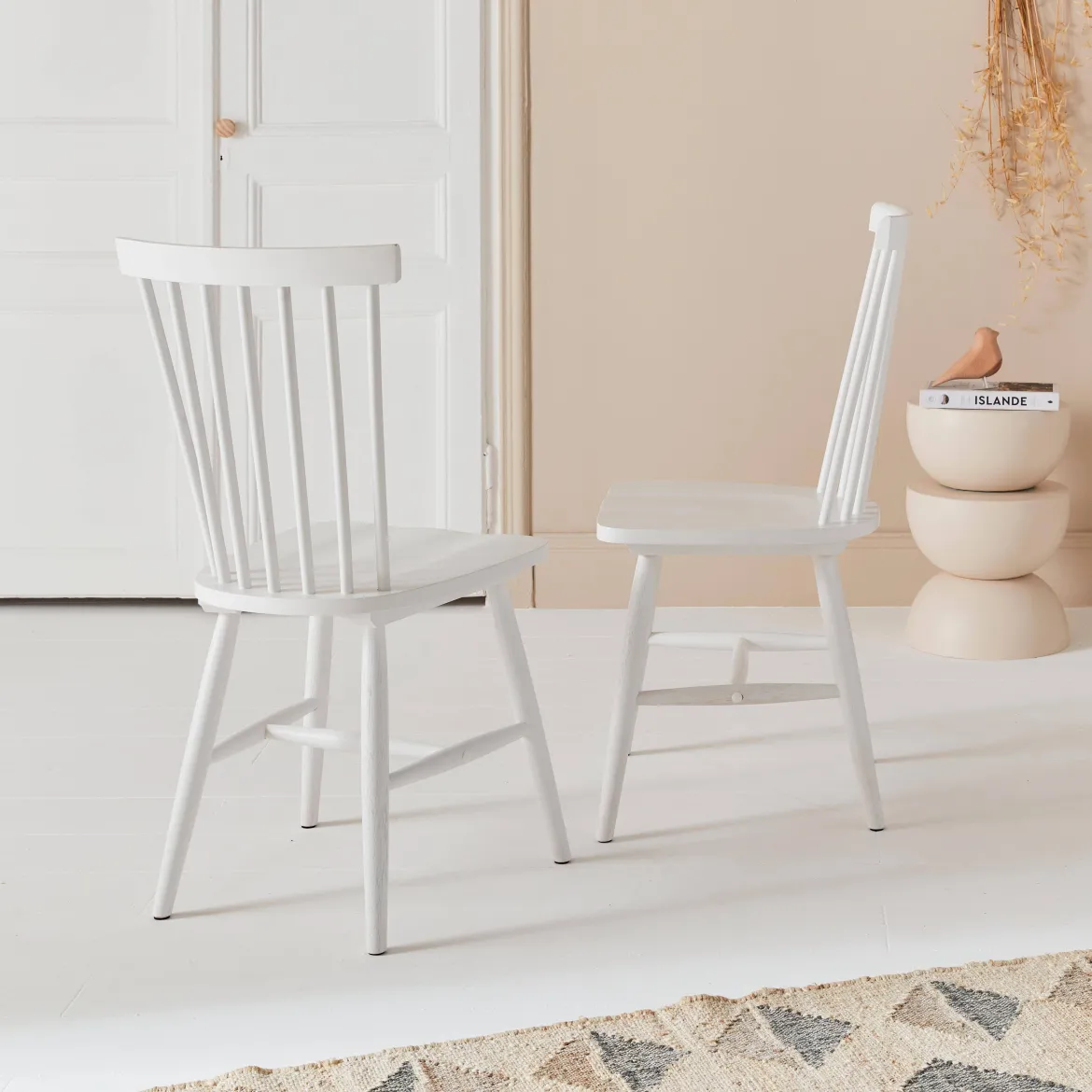 Set 2 sedie da pranzo in legno, impilabili stile vintage