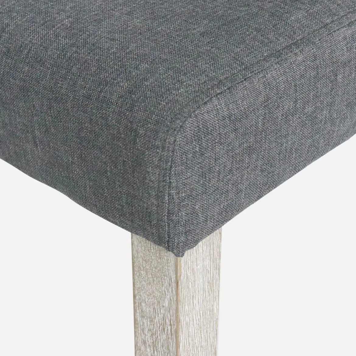 Set 4 sedie in tessuto con gambe in legno