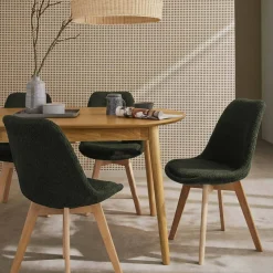 Set 4 sedie scandinave bouclé e gambe in legno
