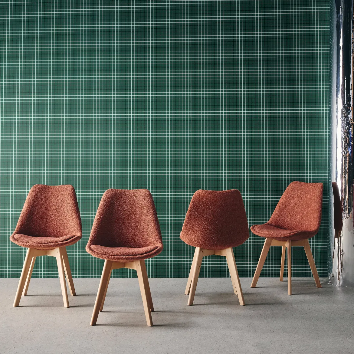 Set 4 sedie scandinave legno di faggio e bouclé strutturato