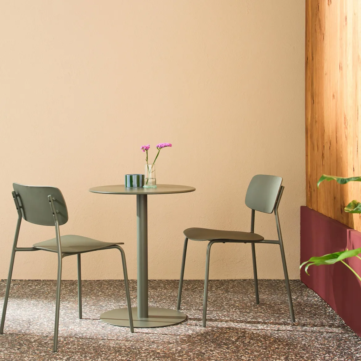 Set tavolo da giardino bistrot rotondo in acciaio con 2 sedie
