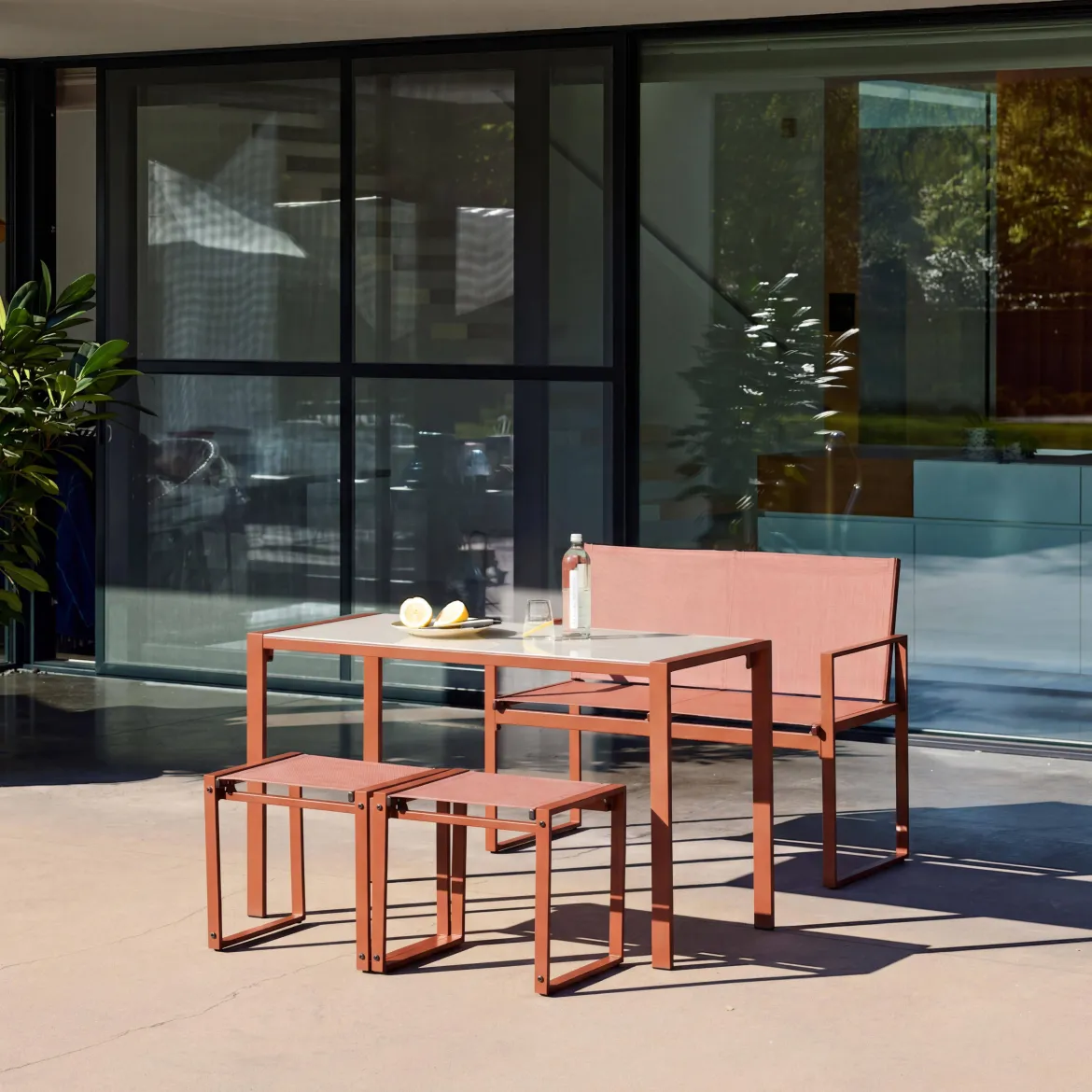 Set tavolo da giardino incastrabile in acciaio e textilene con 4 sedie