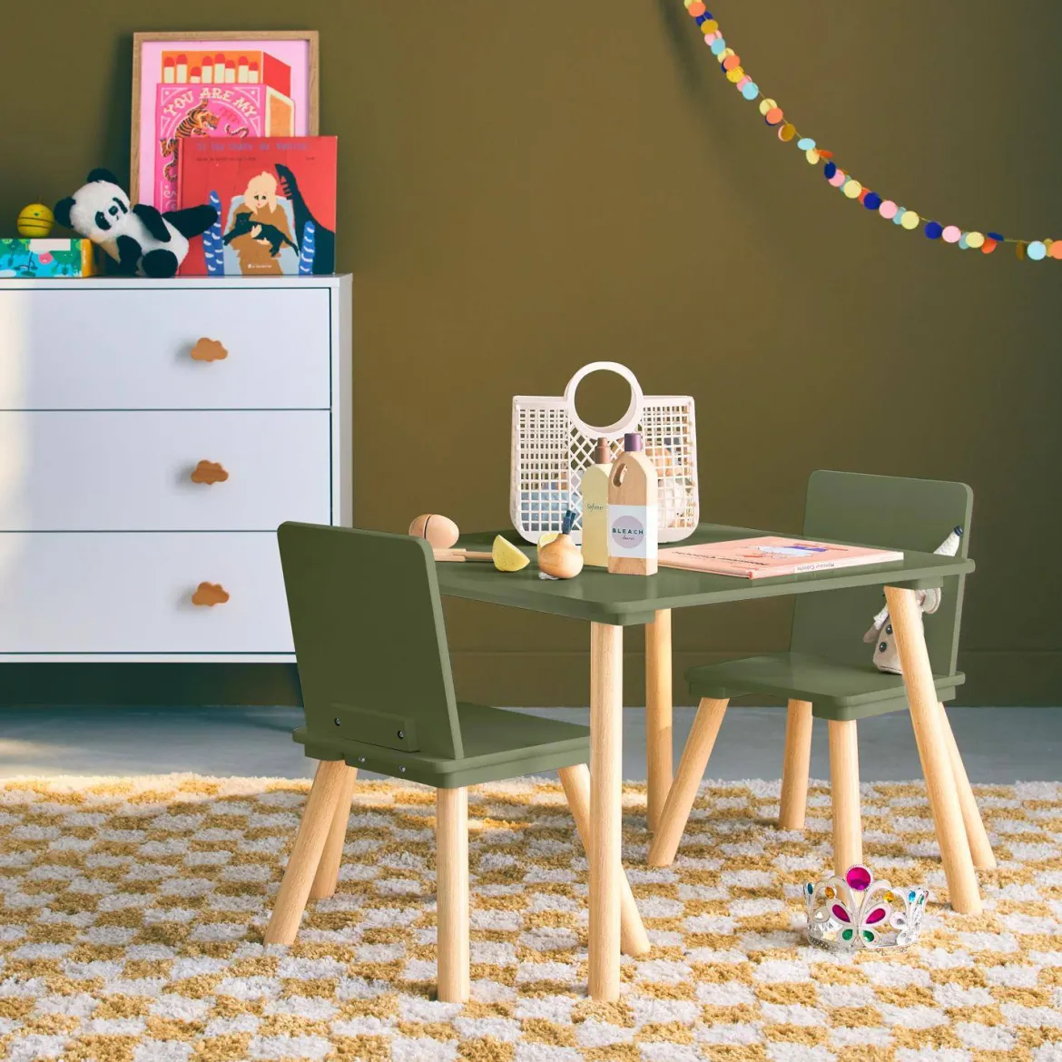 Set tavolo e 2 sedie per bambini