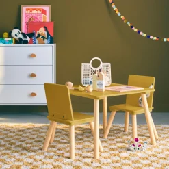 Set tavolo e 2 sedie per bambini
