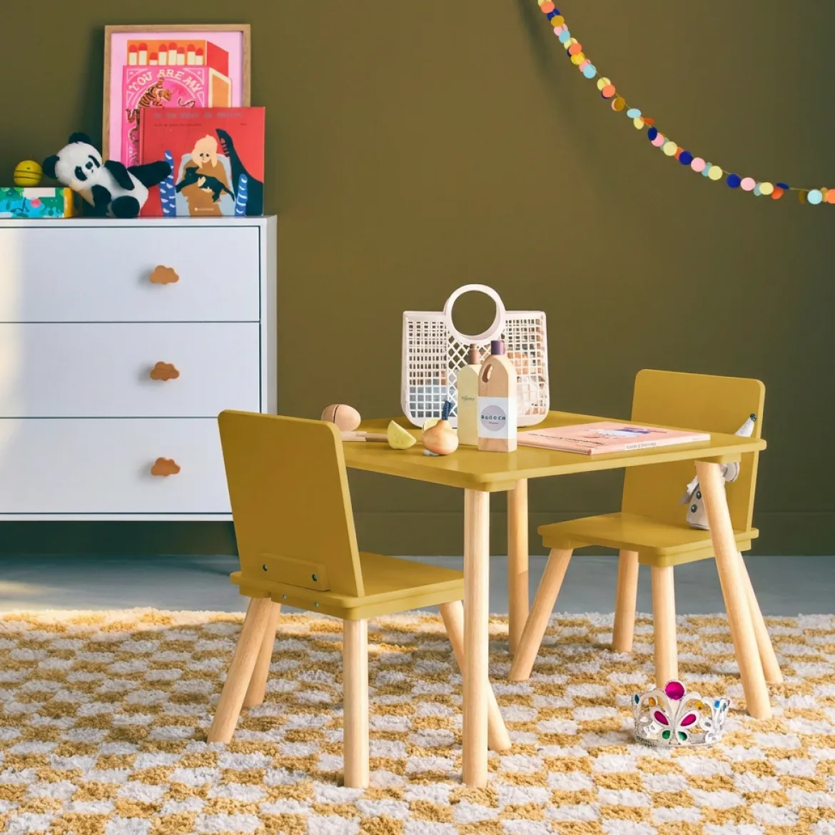 Set tavolo e 2 sedie per bambini