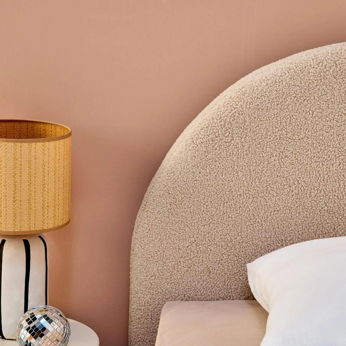 Struttura letto con contenitore e testiera 90x190cm, imbottita bouclé