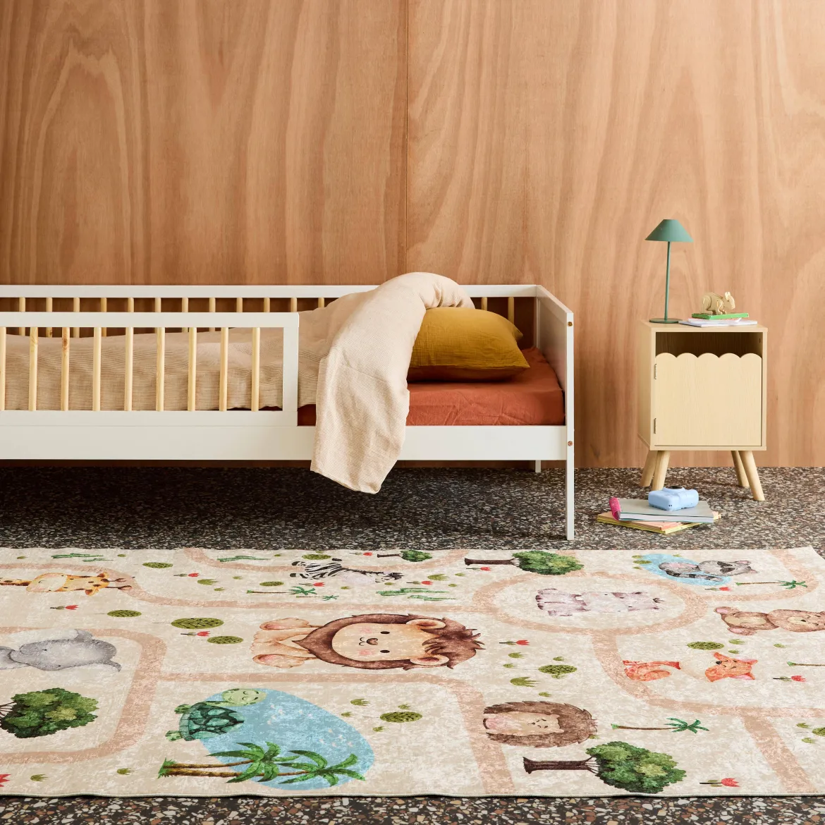 Tappeto interno per bambini bianco stampato con animali