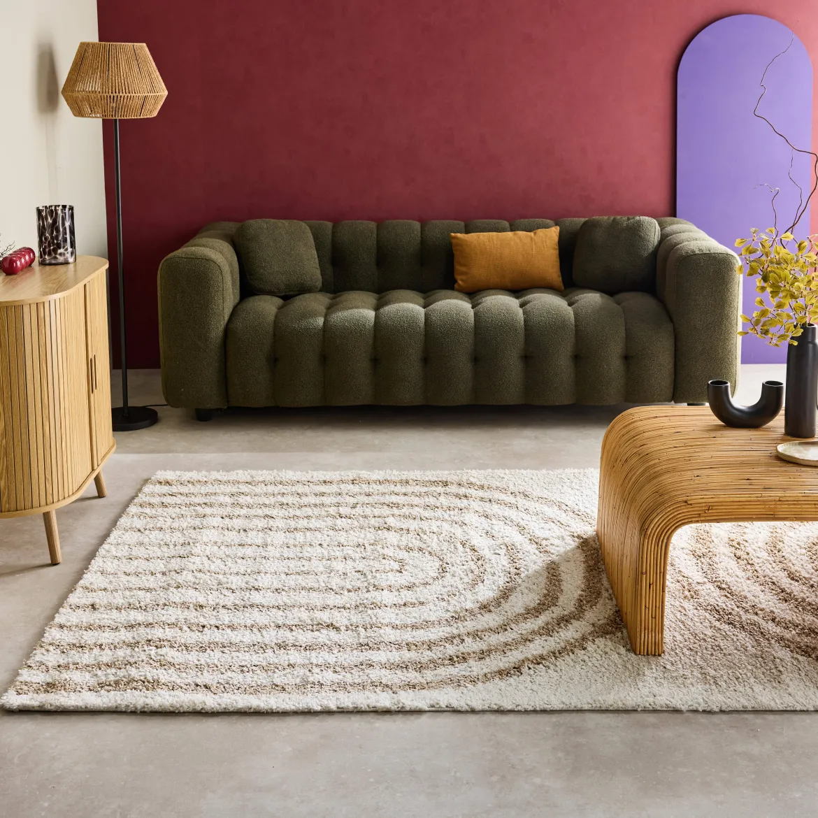 Tappeto interno shaggy, motivi geometrici arcobaleno, beige.