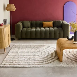 Tappeto interno shaggy, motivi geometrici arcobaleno, beige.