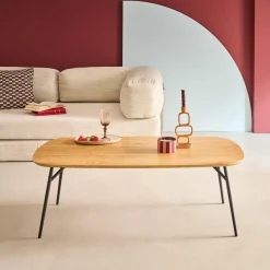 Tavolino rettangolare effetto rovere con gambe in metallo nero
