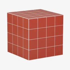 Tavolino cubico con finitura in ceramica opaca e piastrelle
