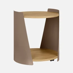 Tavolino e comodino in metallo curvato e legno con ruote