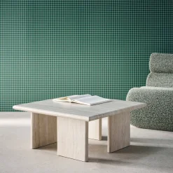 Tavolino quadrato effetto legno