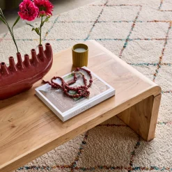 Tavolino rettangolare in legno massello di acacia