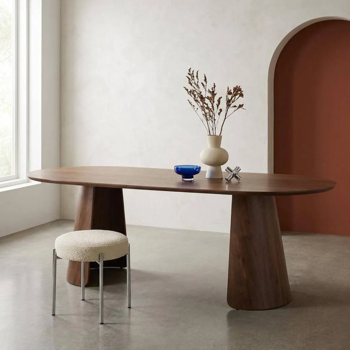 Tavolo da pranzo ovale decorato in legno, 8 posti