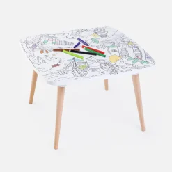 Tavolo da colorare per bambini