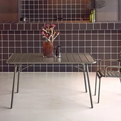 Tavolo da giardino pieghevole in metallo 6 posti, 140cm