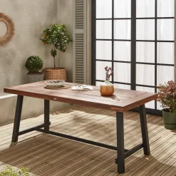 Tavolo da interno/esterno in legno e metallo, 6-8 posti