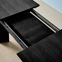 Tavolo da pranzo rettangolare allungabile in legno di hevea e impiallacciatura di rovere 6-8 posti